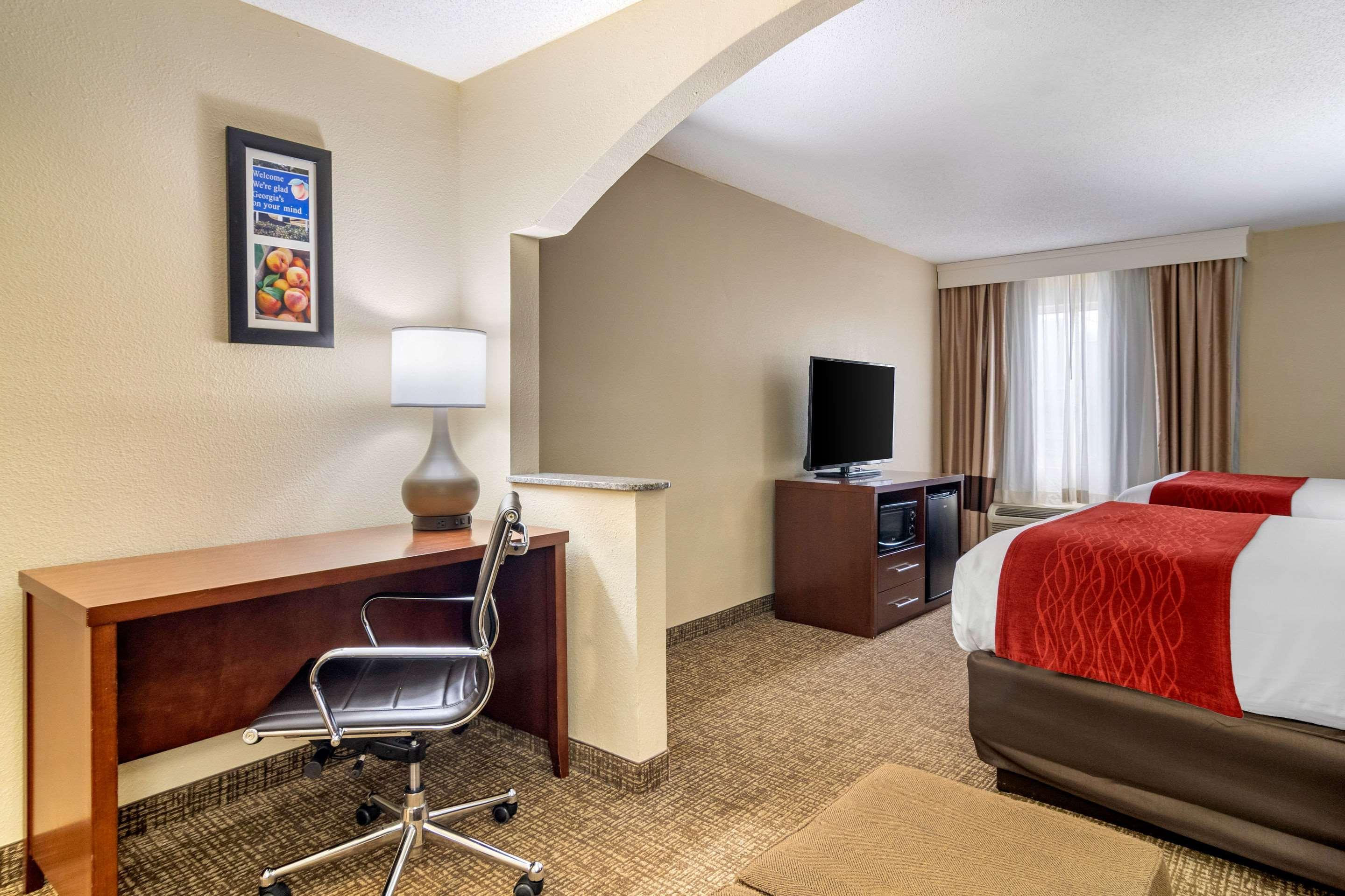 Comfort Inn & Suites Macon North I-75 Εξωτερικό φωτογραφία