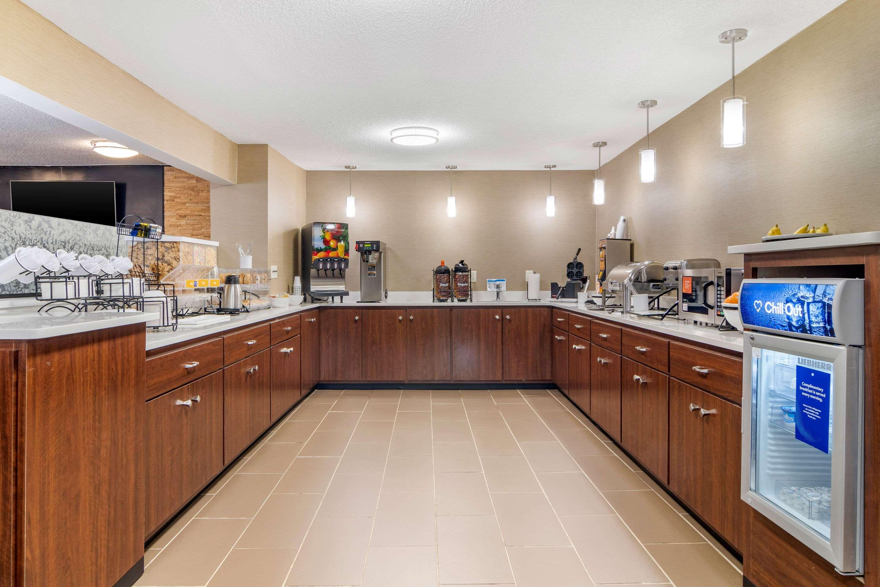 Comfort Inn & Suites Macon North I-75 Εξωτερικό φωτογραφία