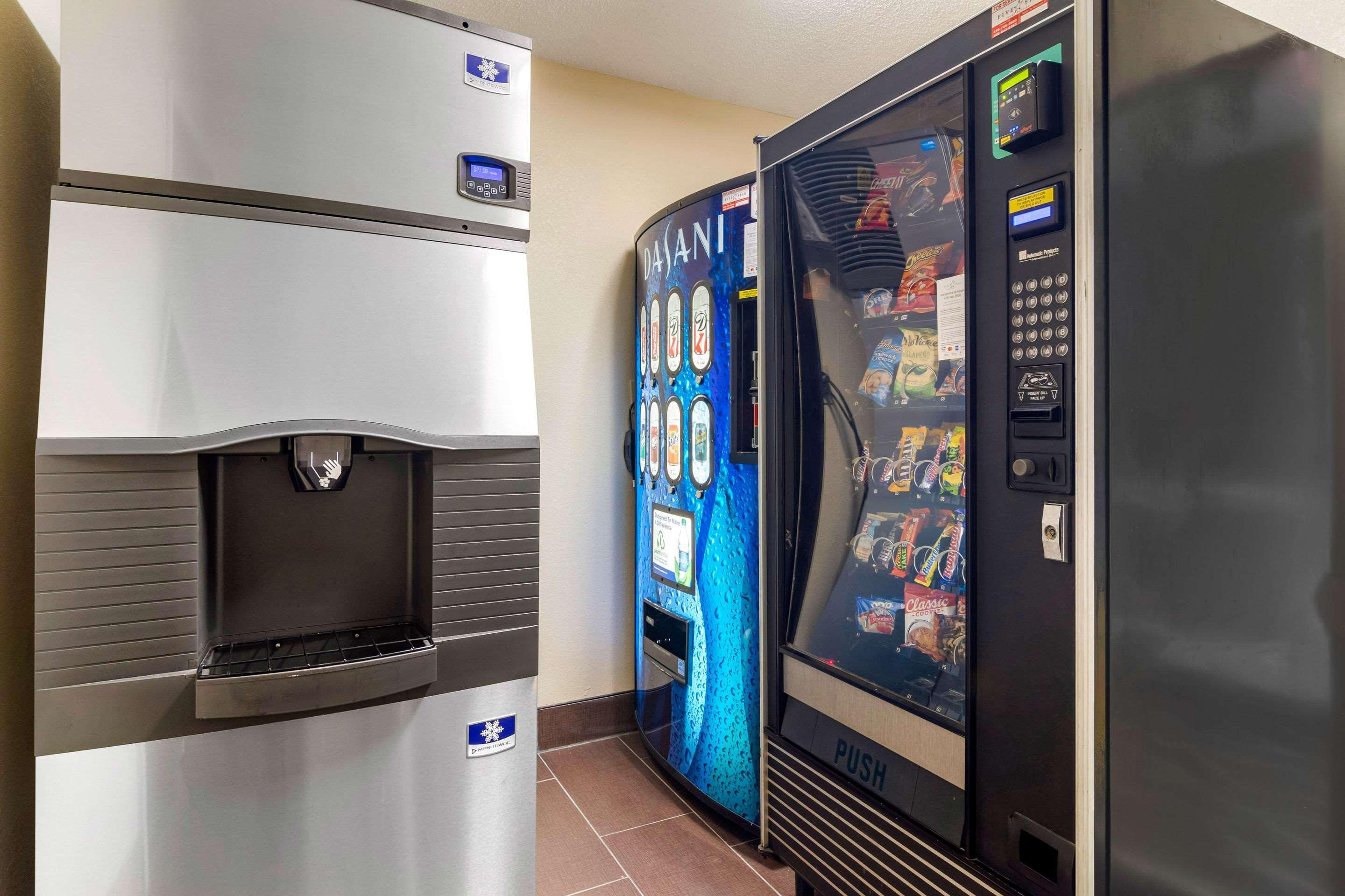 Comfort Inn & Suites Macon North I-75 Εξωτερικό φωτογραφία