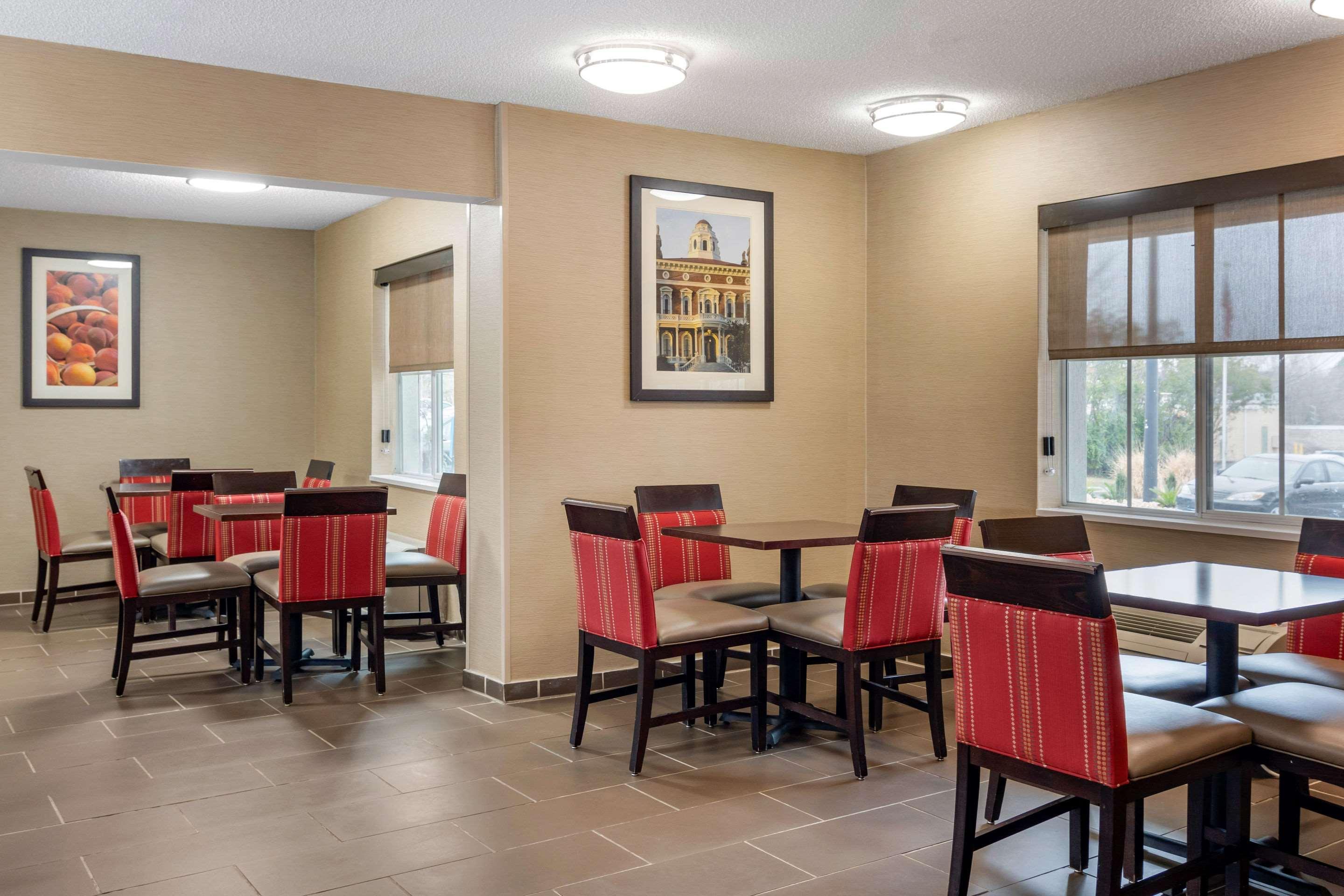 Comfort Inn & Suites Macon North I-75 Εξωτερικό φωτογραφία